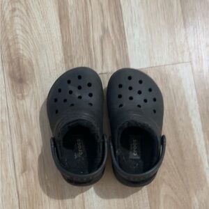 Fleece crocs toddler 7